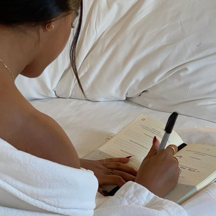 Day 20: Empowering Yourself with Positive Affirmations - Nailah Beauty