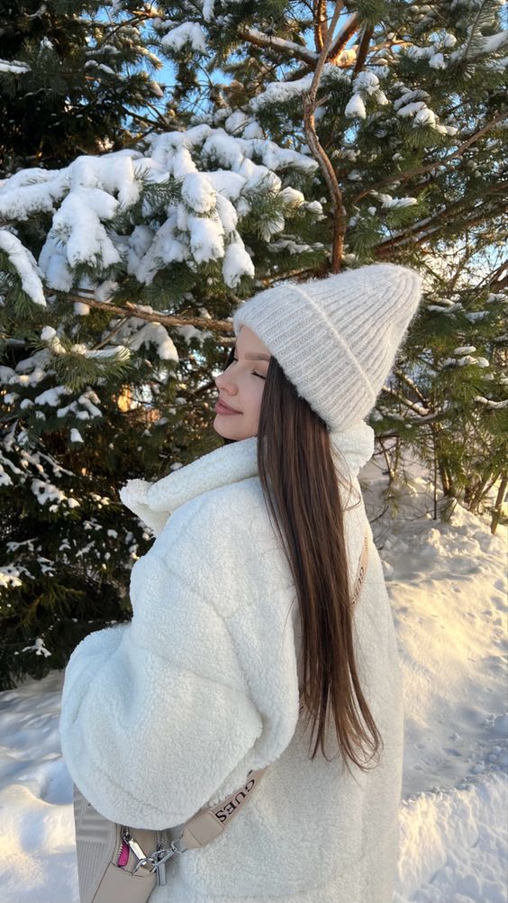 Winter Exfoliation: Striking the Right Balance for Your Skin - Nailah Beauty